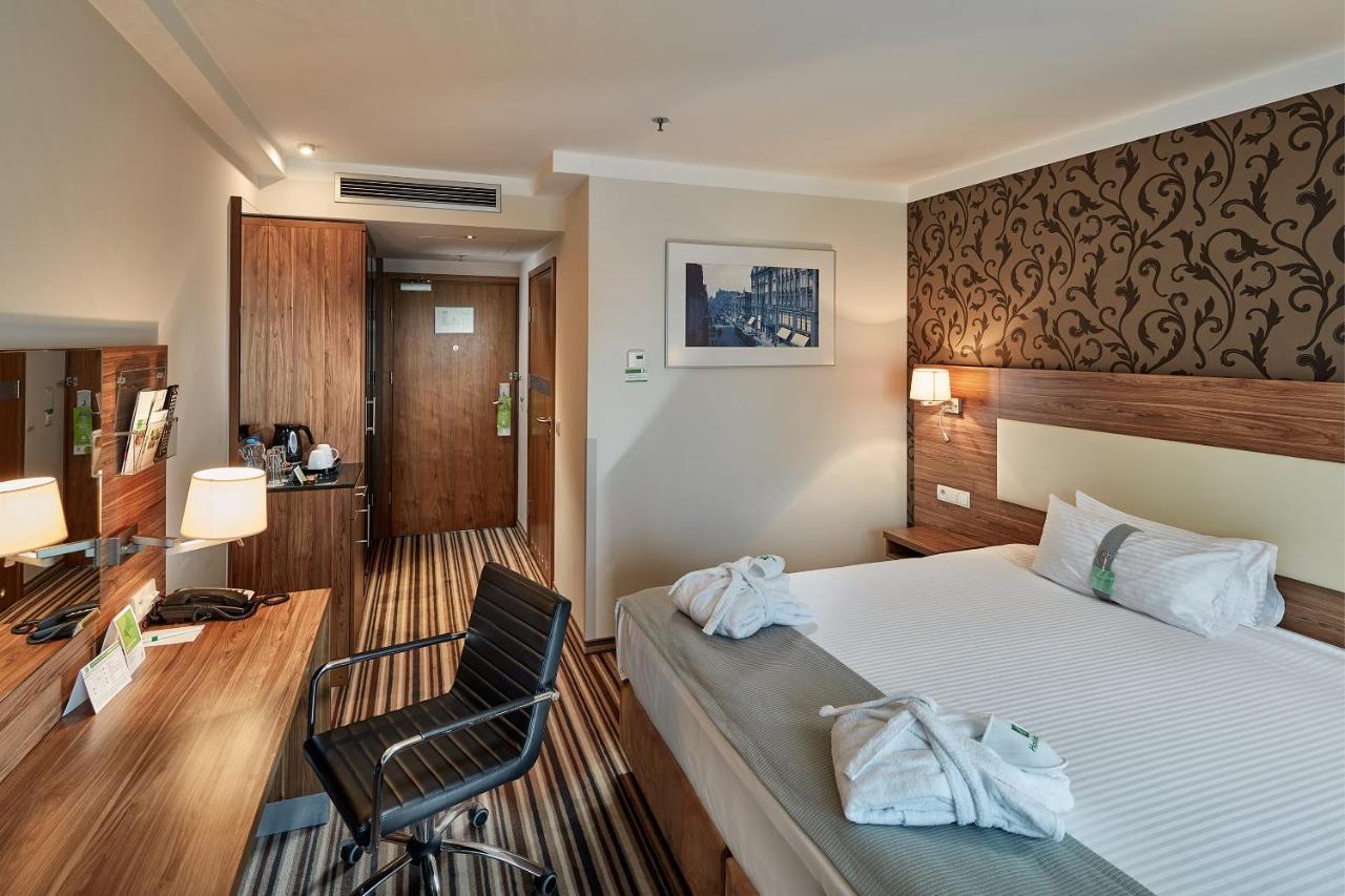 By Ihg 4* Łódź