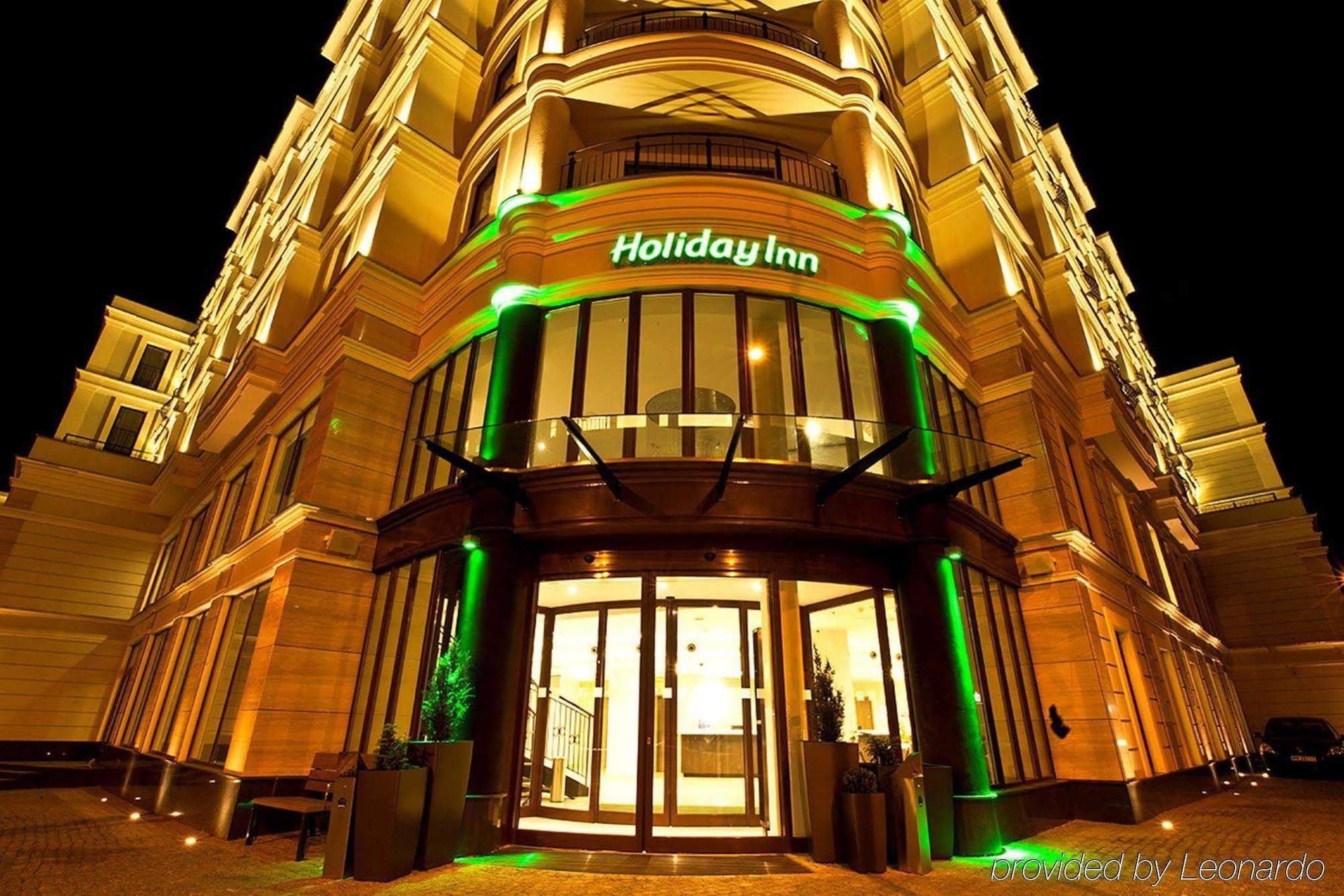 Hotel By Ihg